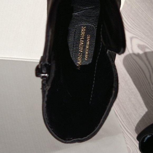 Marc New York Amelia Black Faux Suede Heel Ankle Pointed Booties Sz 8.5 - Picture 11 of 12